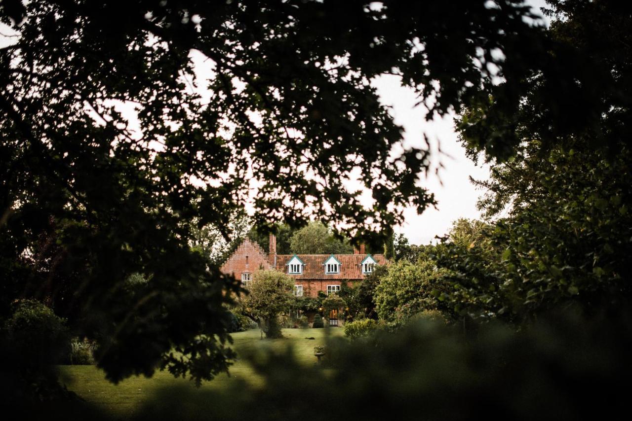 Carrick'S At Castle Farm Hotel Swanton Morley Exterior foto